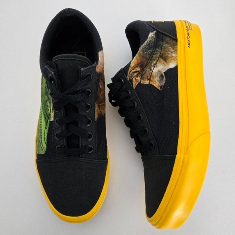 Vans x National Geographic Old Skool Photo Ark Sneakers size 5M/6.5W